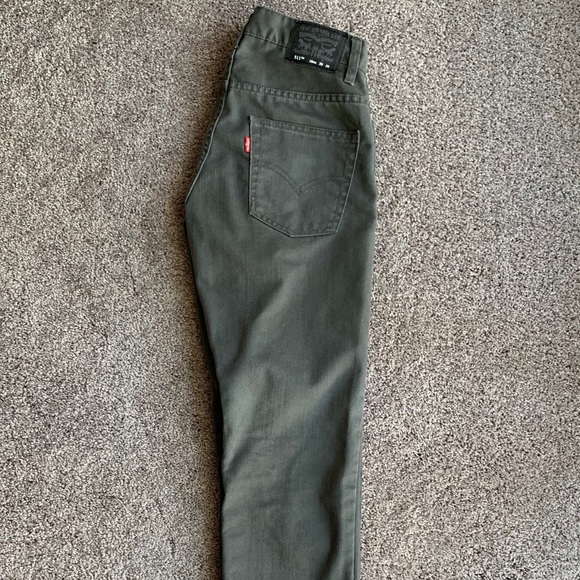 Men’s Levi’s - Picture 2 of 3